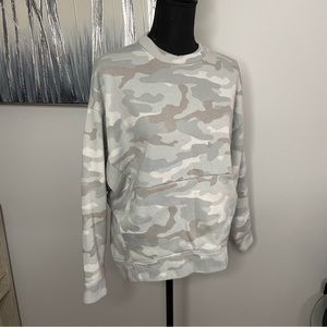 Camo Pullover